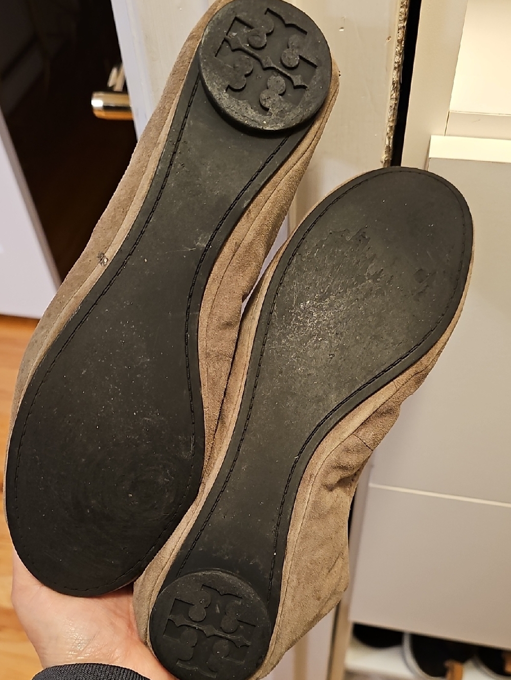 3 PAIRS Tory Burch Burgundy Leather Ballet Flats with Logo Medallion - Picture 7 of 10